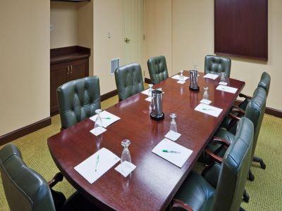 Hotel Holiday Chantilly-dulles Expo Airport By Ihg Chantilly