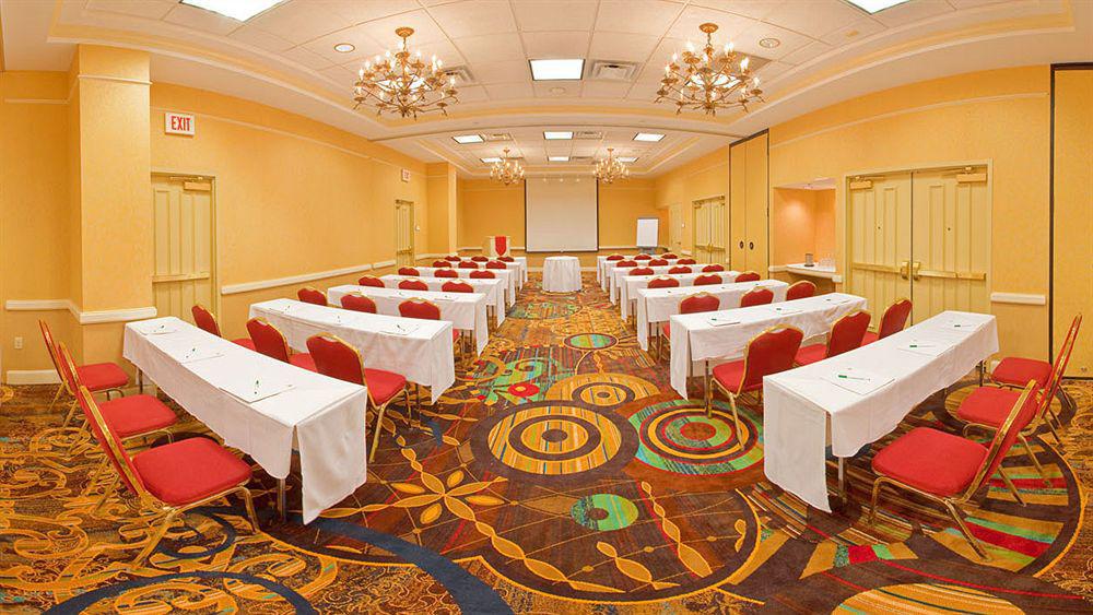 Holiday Chantilly-dulles Expo Airport By Ihg Hotel 3*
